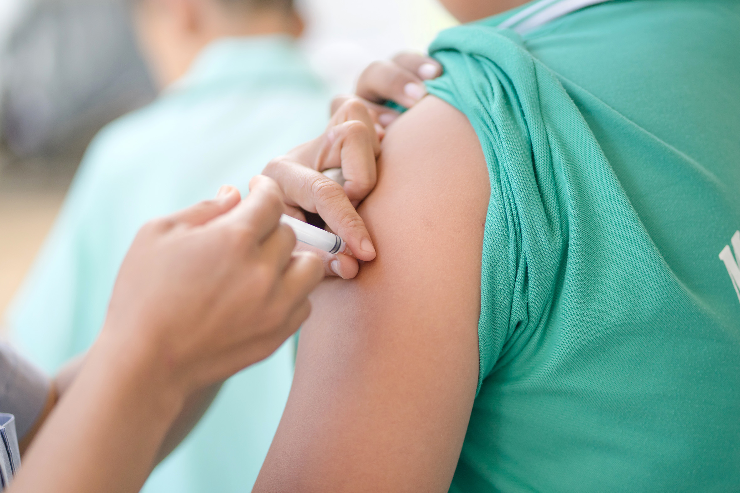 L’Agence des droits fondamentaux de l’UE critique la distribution des vaccins contre le Covid-19