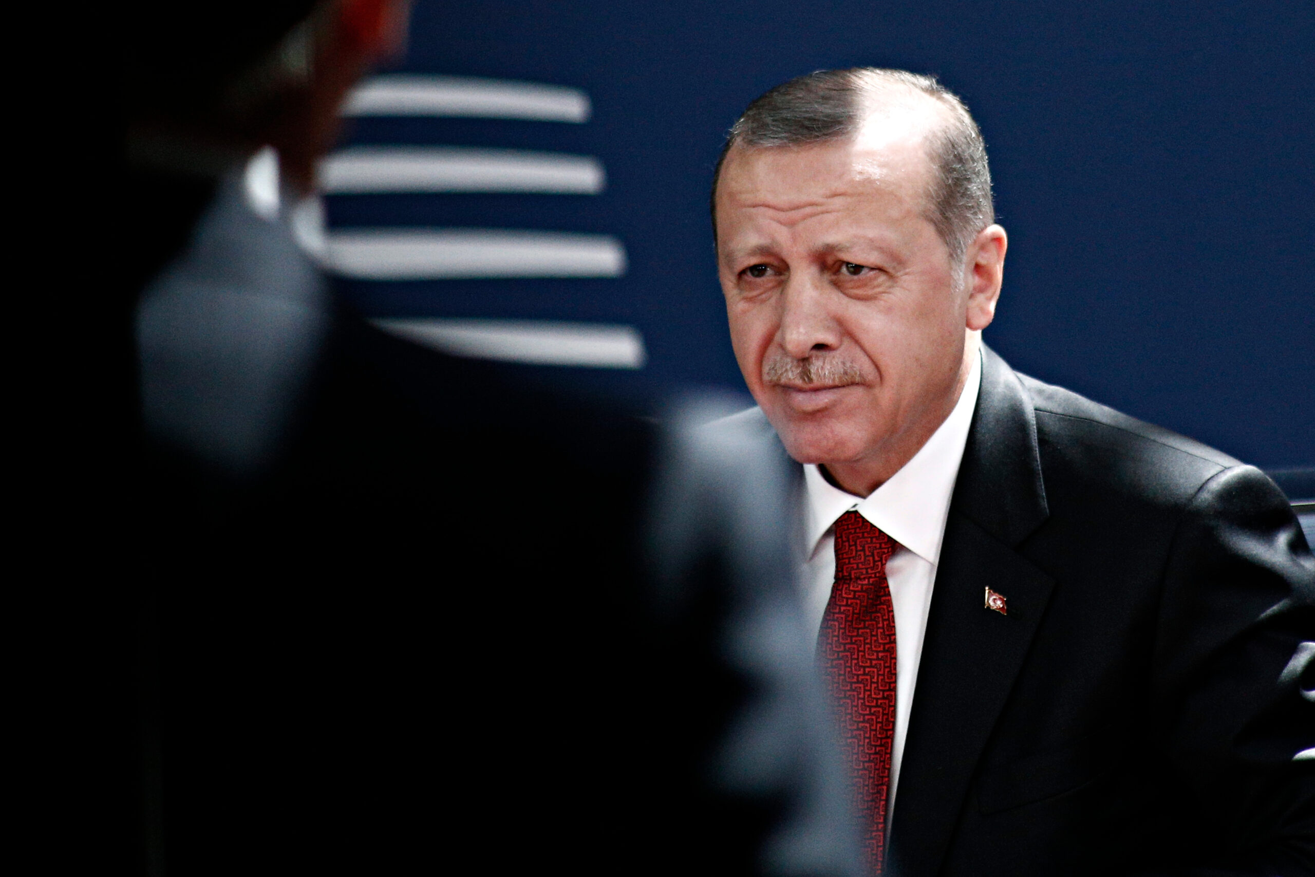 EU-Turkey relations: “Erdogan is not 12 feet tall”